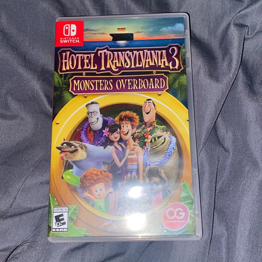 Hotel Transylvania 3 (Monsters Overboard)